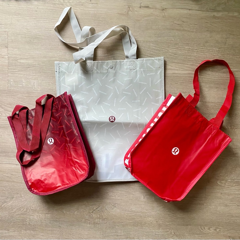 Set of 3 Lululemon bags